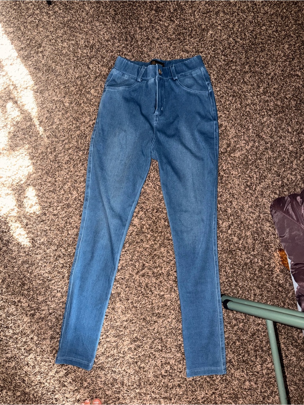 KG JEANS JEGGINGS - BUTT LIFTING JEANS - LIKE NEW